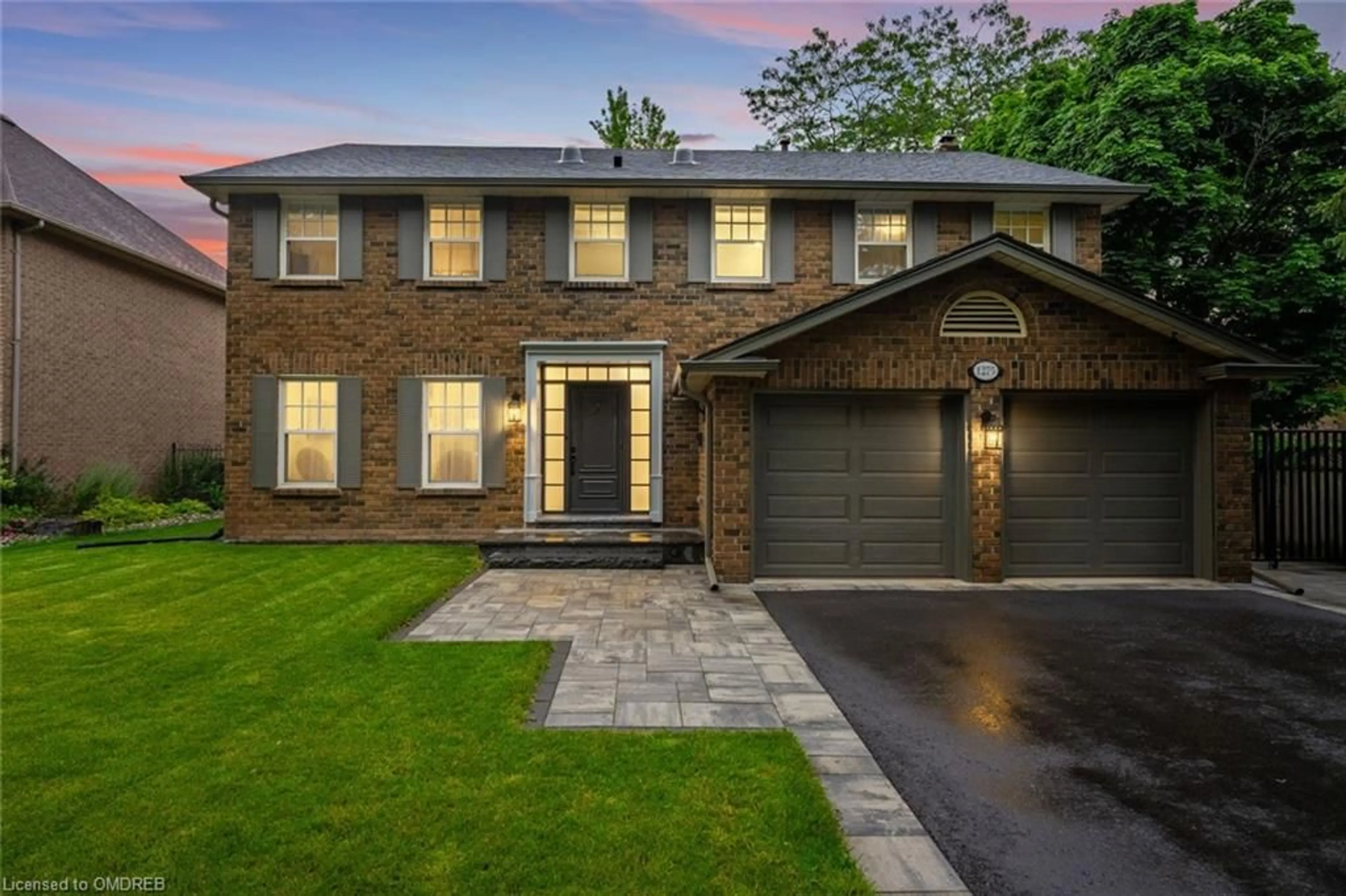 Home with brick exterior material for 1275 Montrose Abbey Dr, Oakville Ontario L6M 1R8