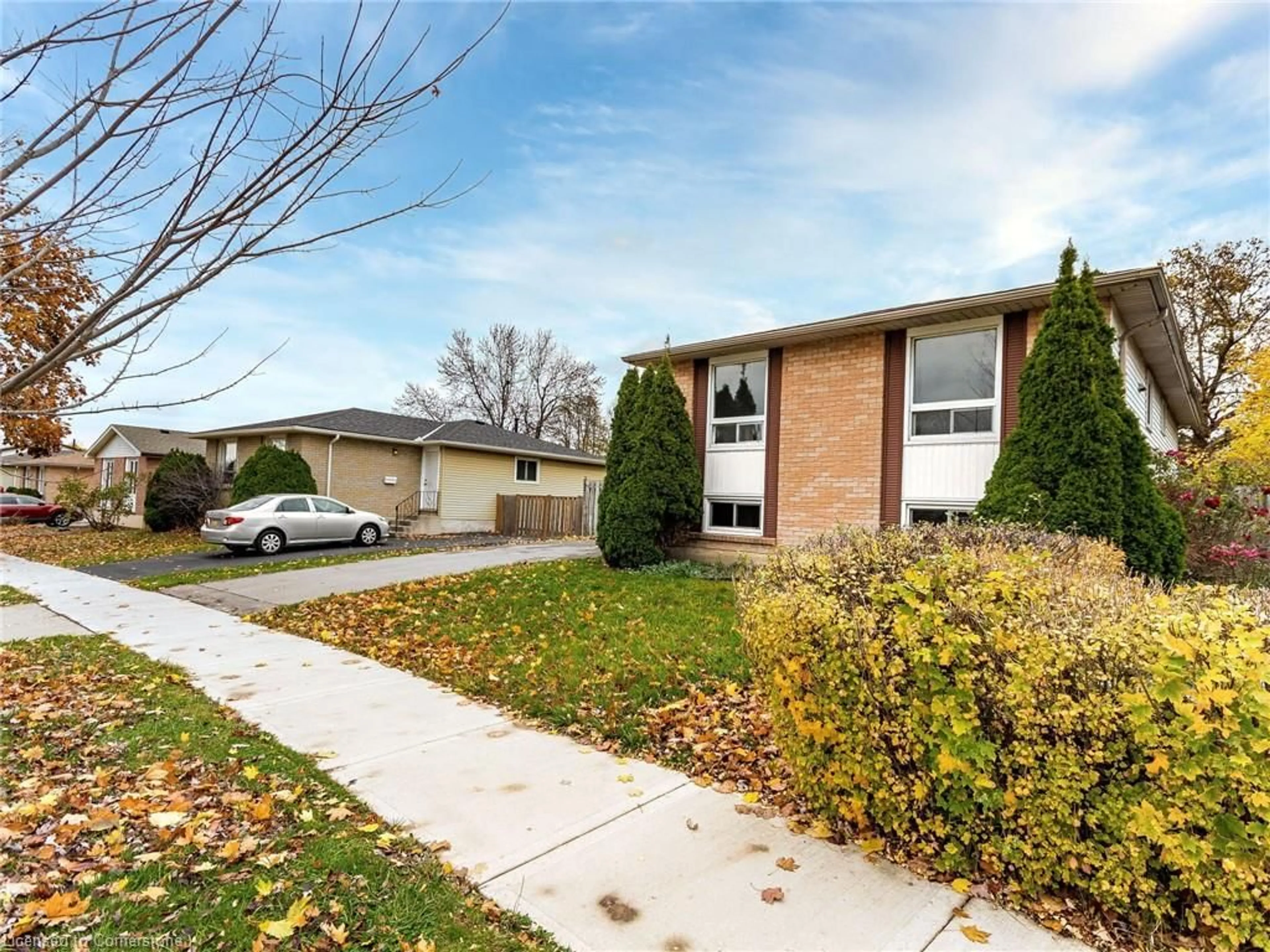 Frontside or backside of a home for 156 Gordon Drummond Ave, Stoney Creek Ontario L8J 1G4