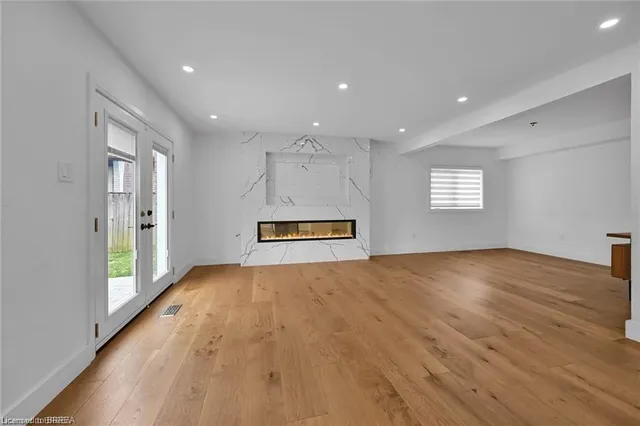 Additional property image - 396 Denlow Ave
