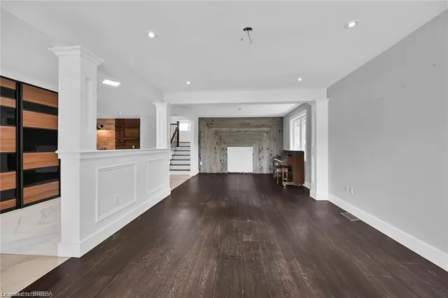 Additional property image - 396 Denlow Ave