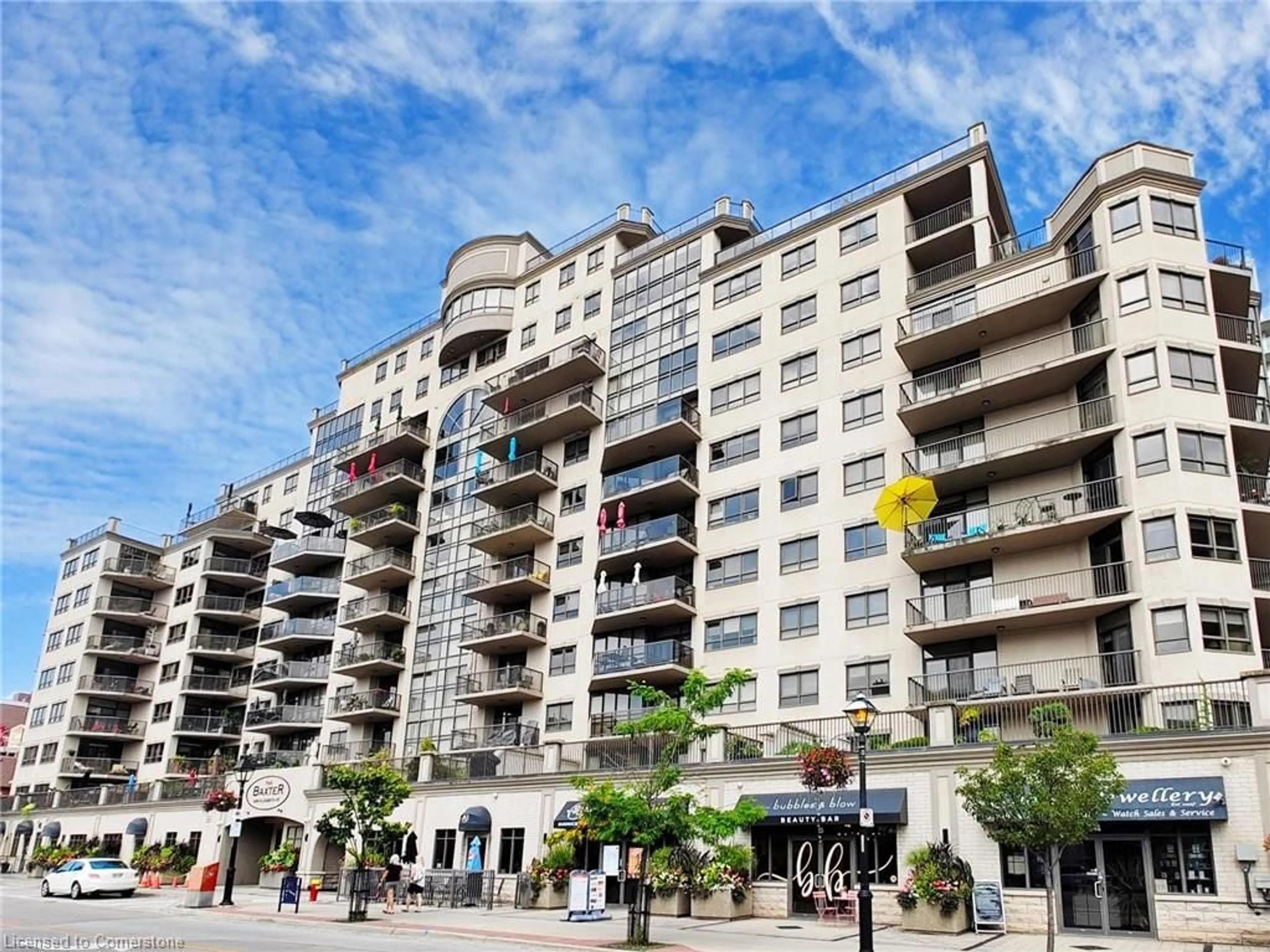 A pic from exterior of the house or condo, the street view for 399 Elizabeth St #308, Burlington Ontario L7R 0A4