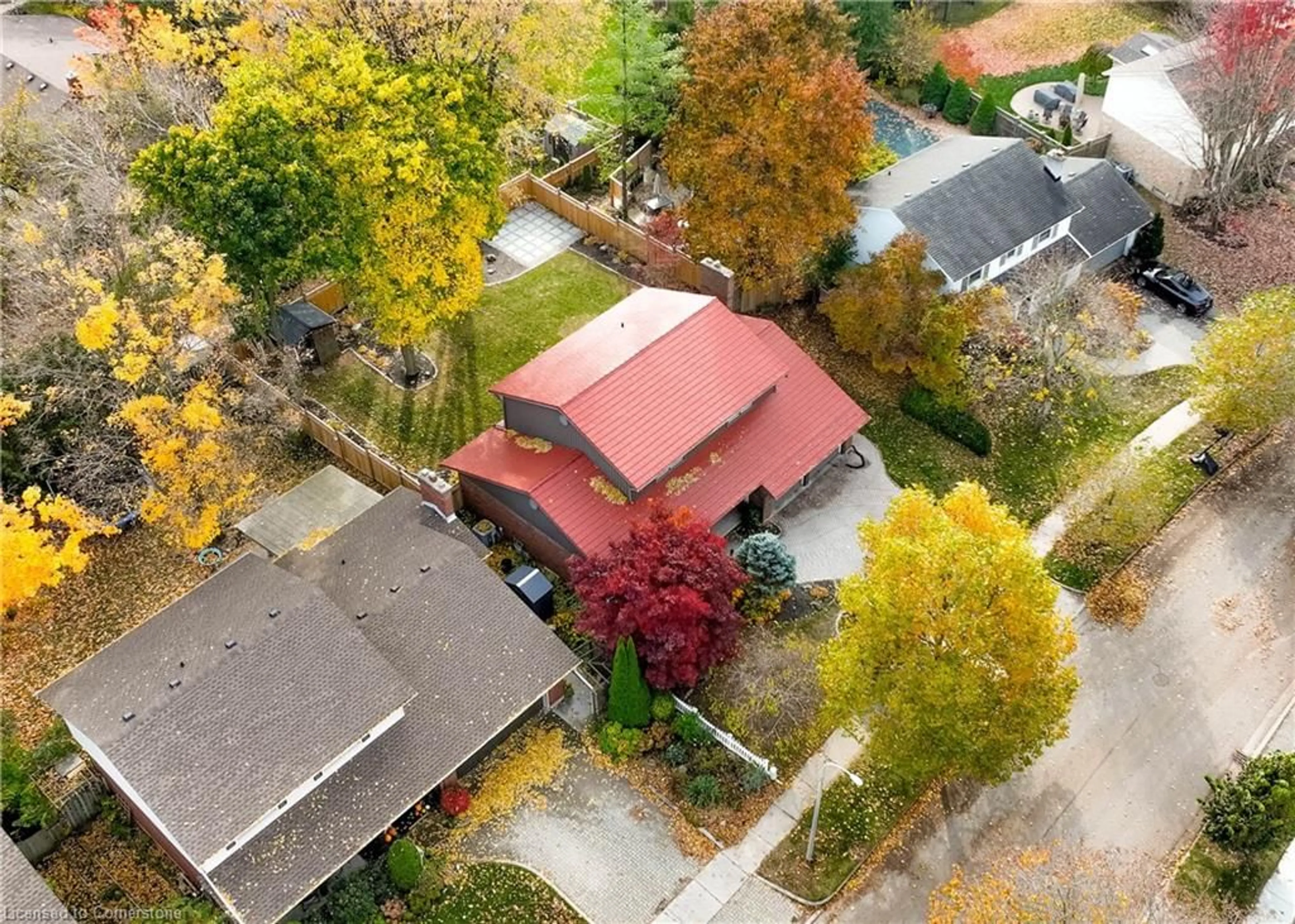 Frontside or backside of a home, the street view for 147 Dalewood Dr, Kitchener Ontario N2A 1G3