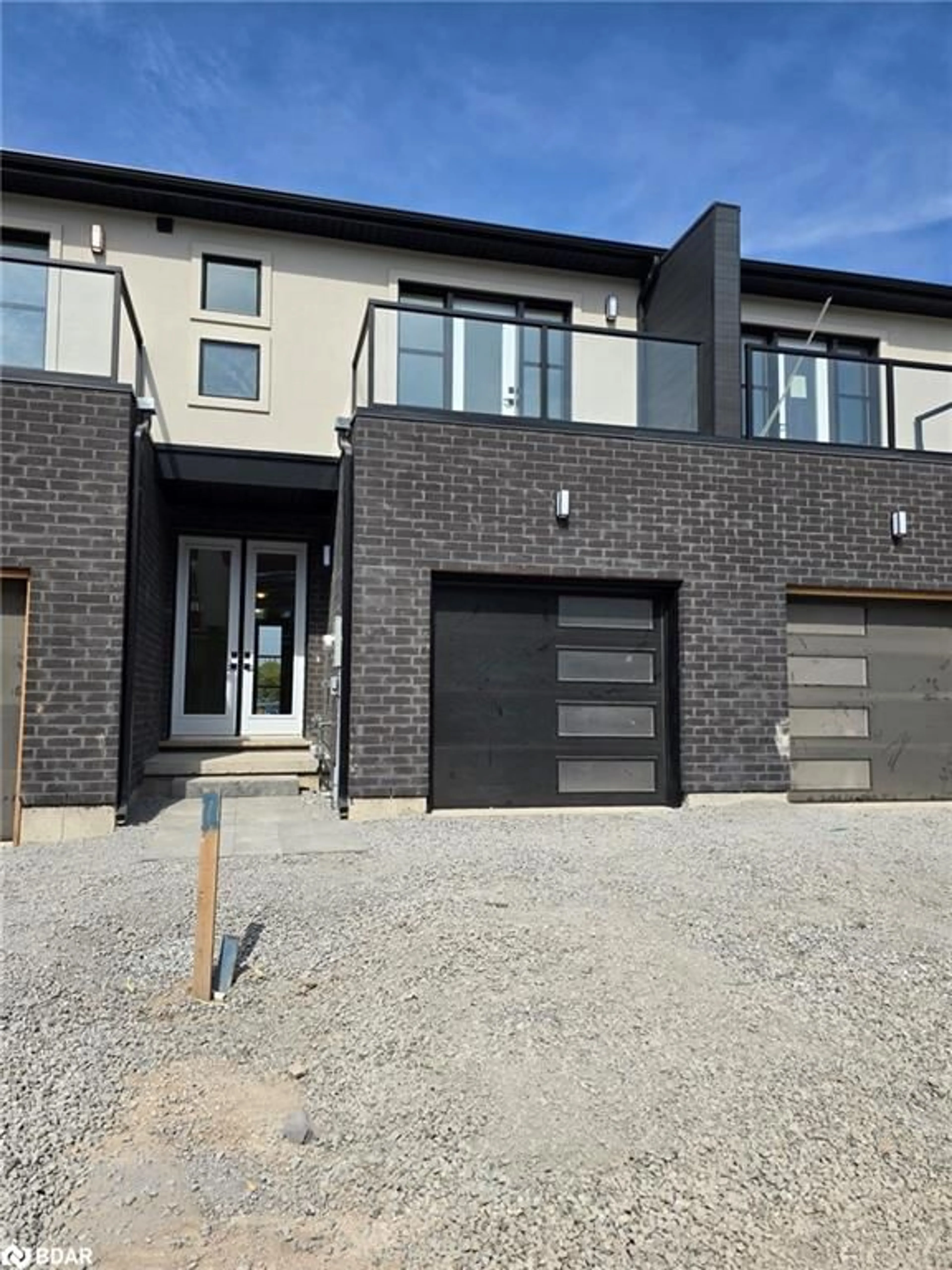 Home with brick exterior material for 201 Ontario Rd #34, Welland Ontario L3B 5C1