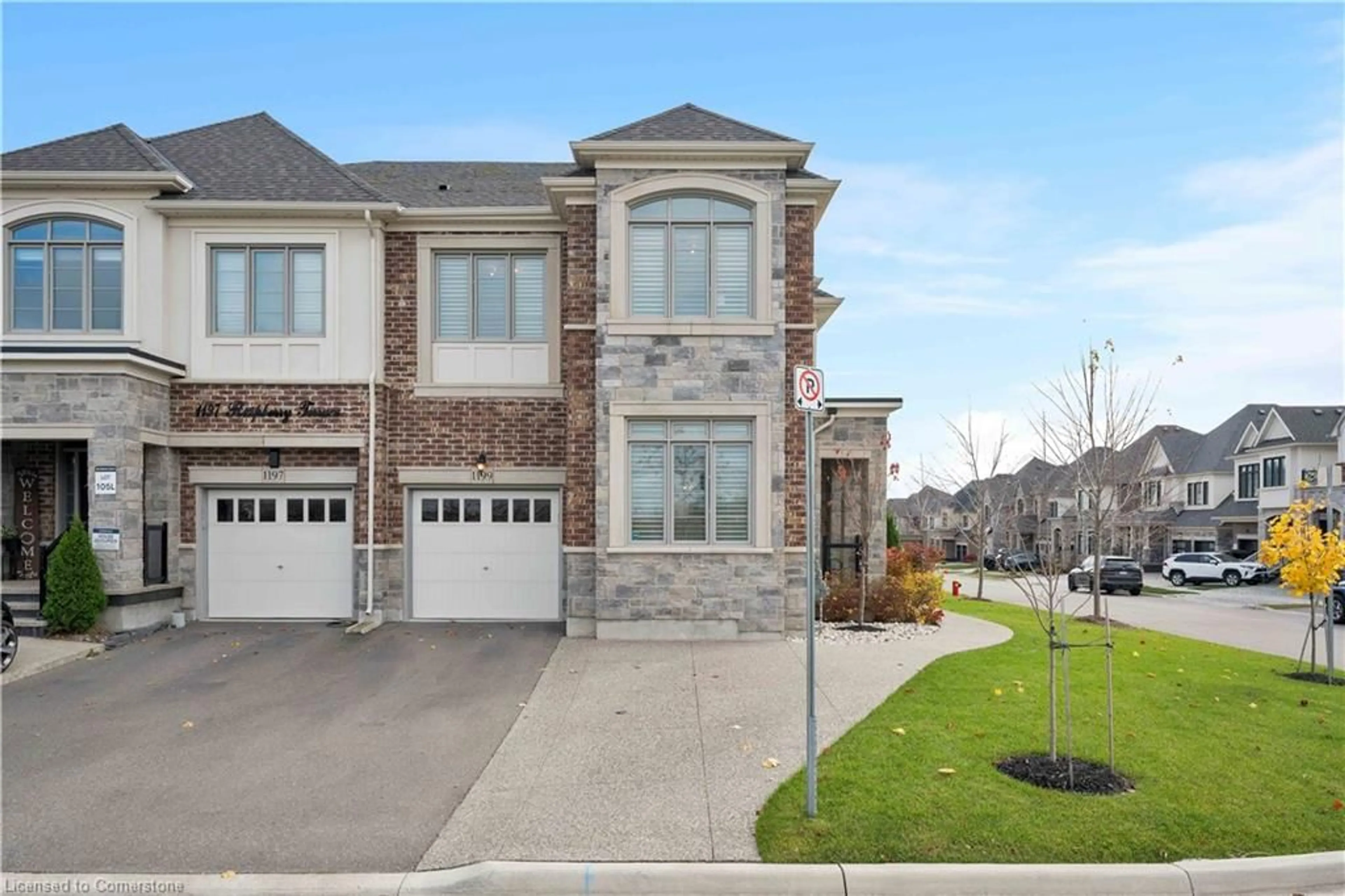 A pic from exterior of the house or condo, the street view for 1199 Raspberry Terr, Halton Ontario L9E 1N1