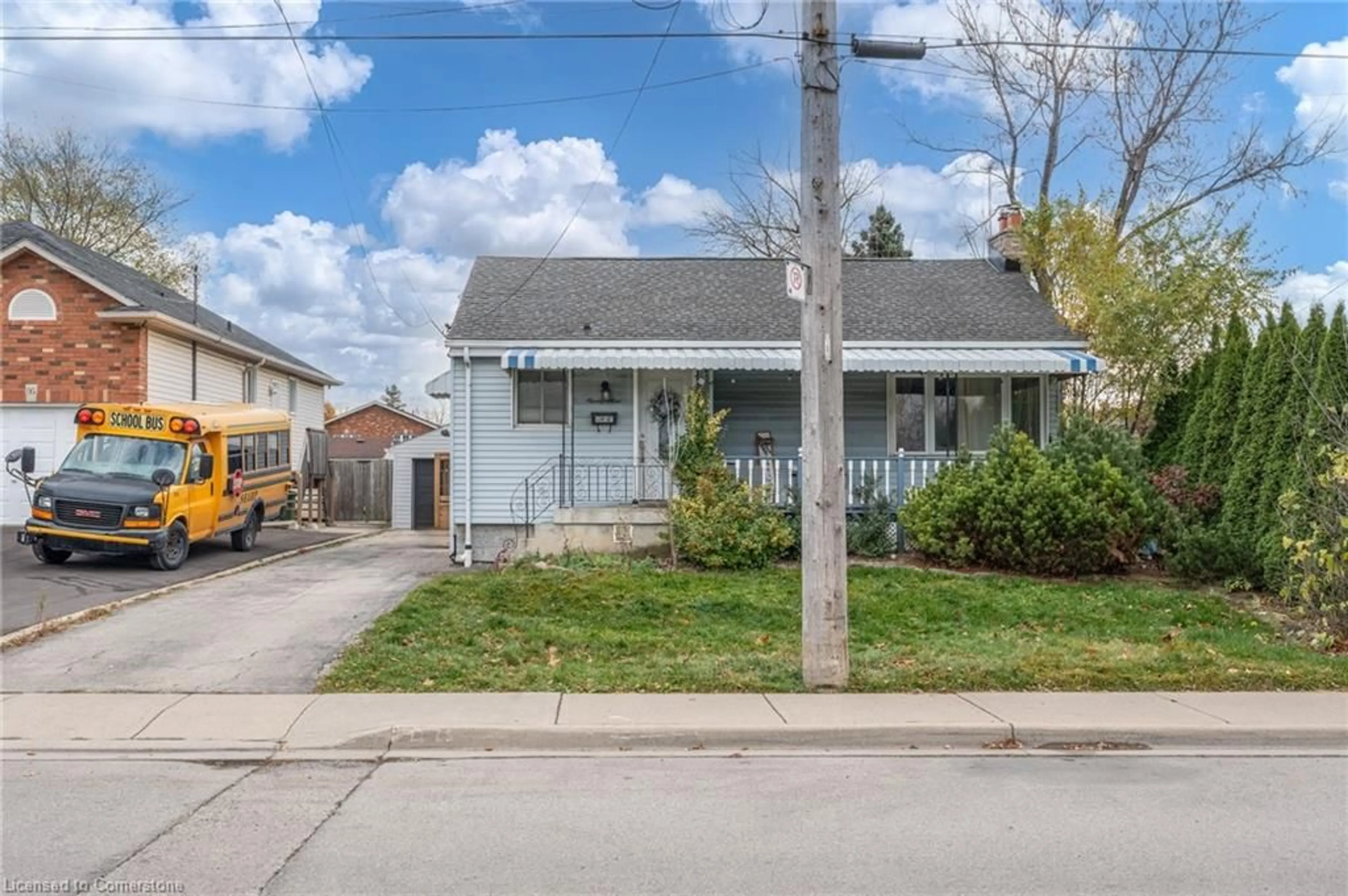 Frontside or backside of a home, the street view for 99 East 36th St, Hamilton Ontario L8V 3Z2