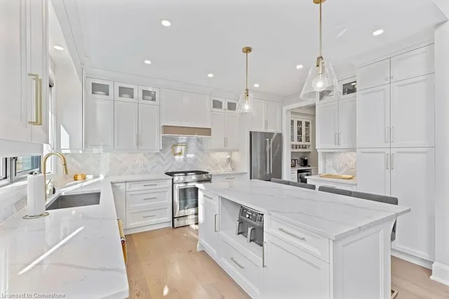 Additional property image - 308 Appleby Line