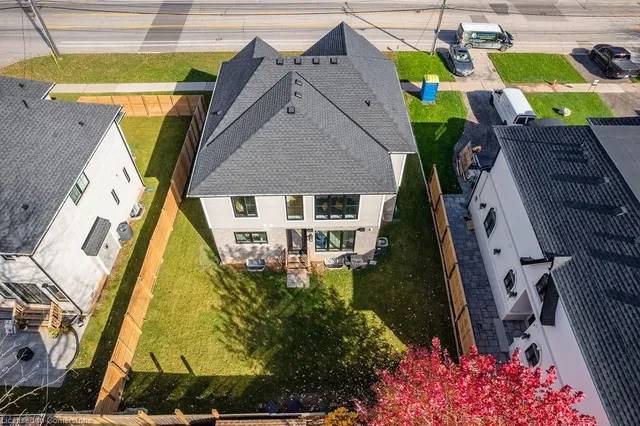 Additional property image - 308 Appleby Line