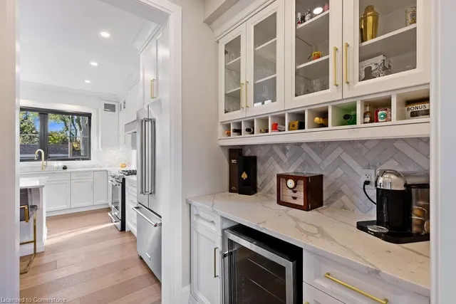 Additional property image - 308 Appleby Line