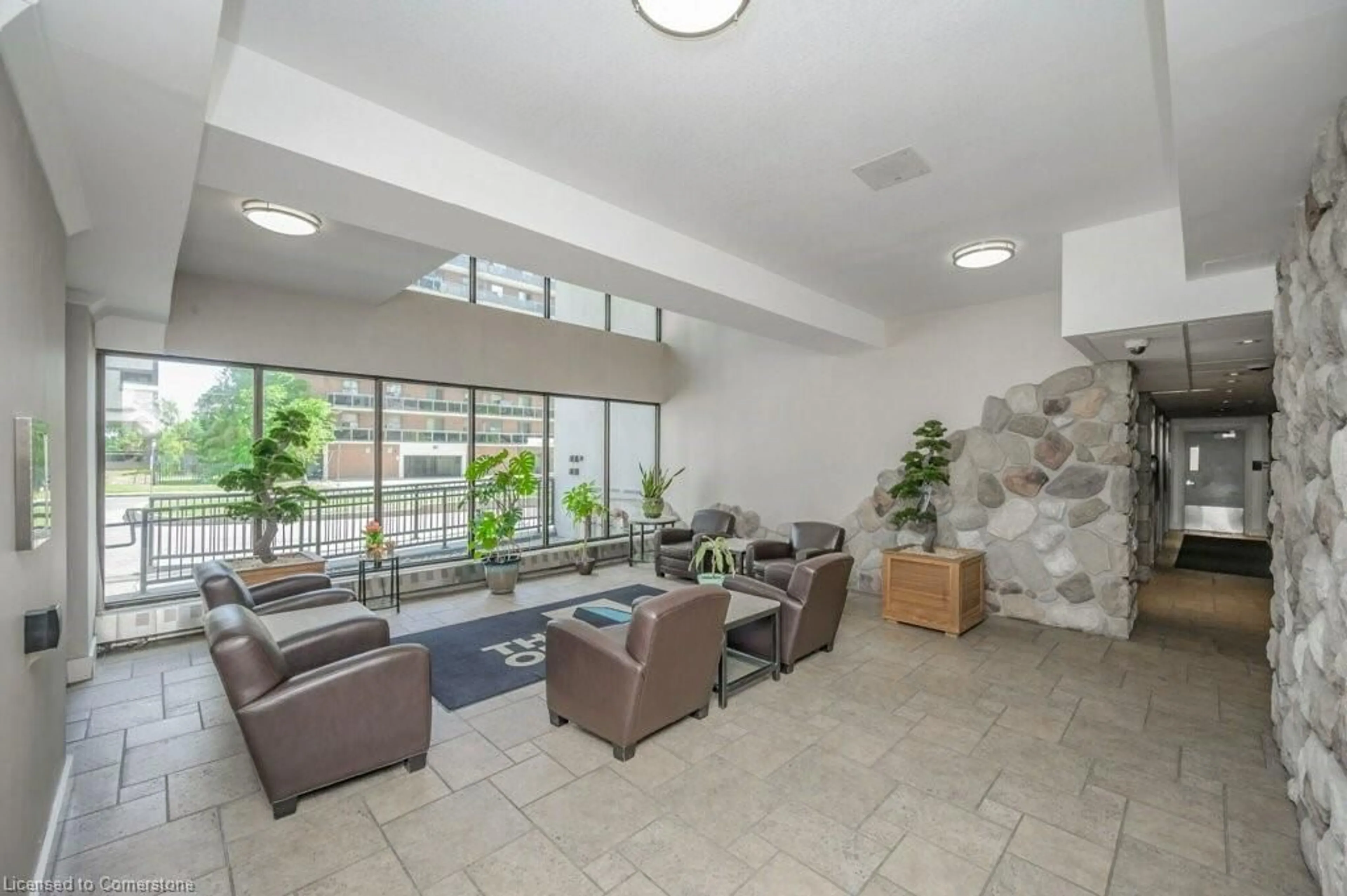 Indoor lobby, unknown floor for 150 Charlton Ave #303, Hamilton Ontario L8N 3X3