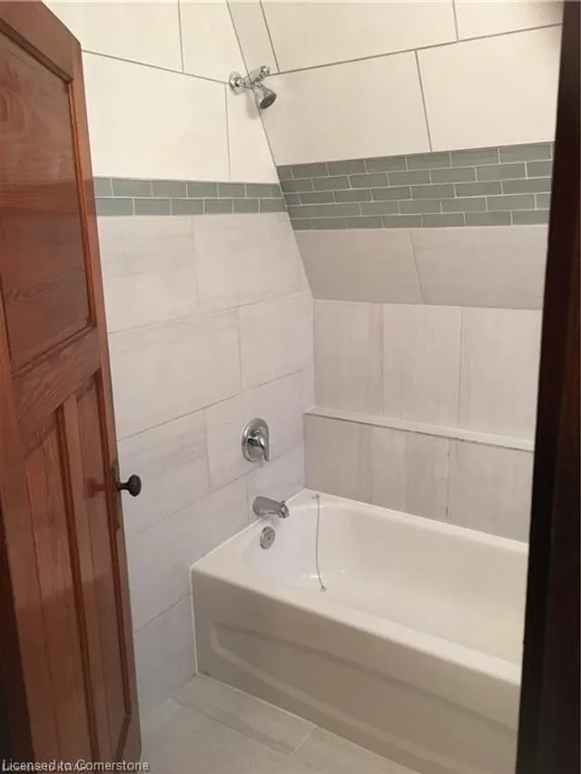 Additional property image - 491 Park St