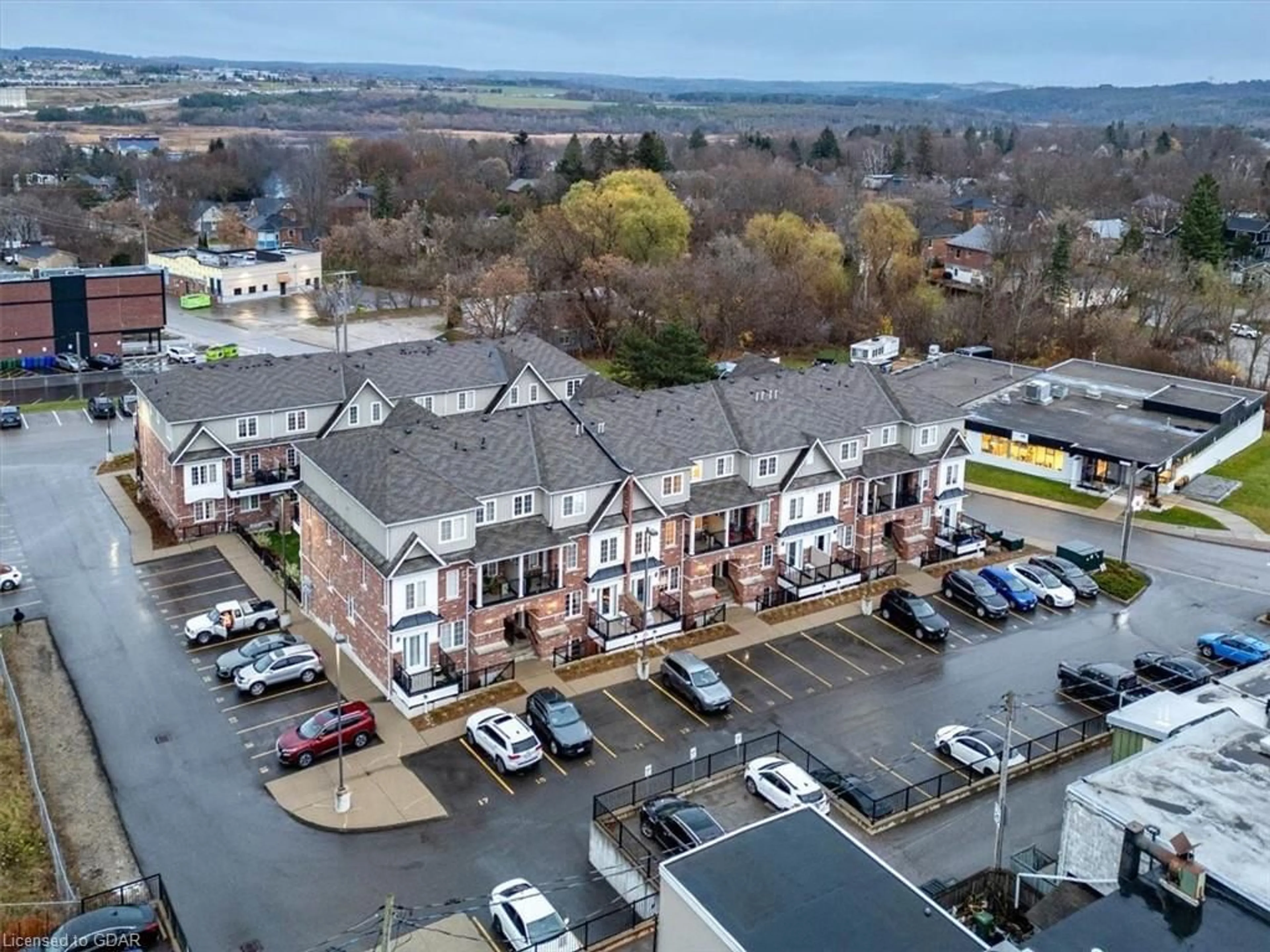 A pic from exterior of the house or condo, the front or back of building for 5 Armstrong Street St #34, Orangeville Ontario L9W 0C5