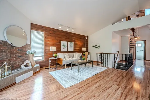 Additional property image - 58 Fifth Ave