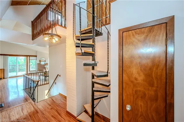 Additional property image - 58 Fifth Ave
