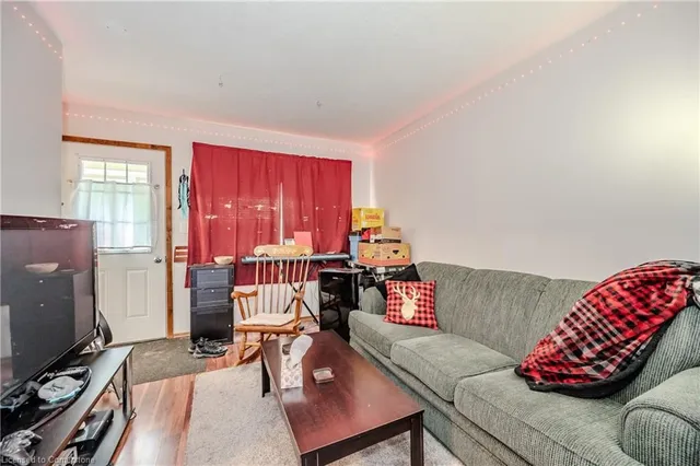 Additional property image - 58 Fifth Ave