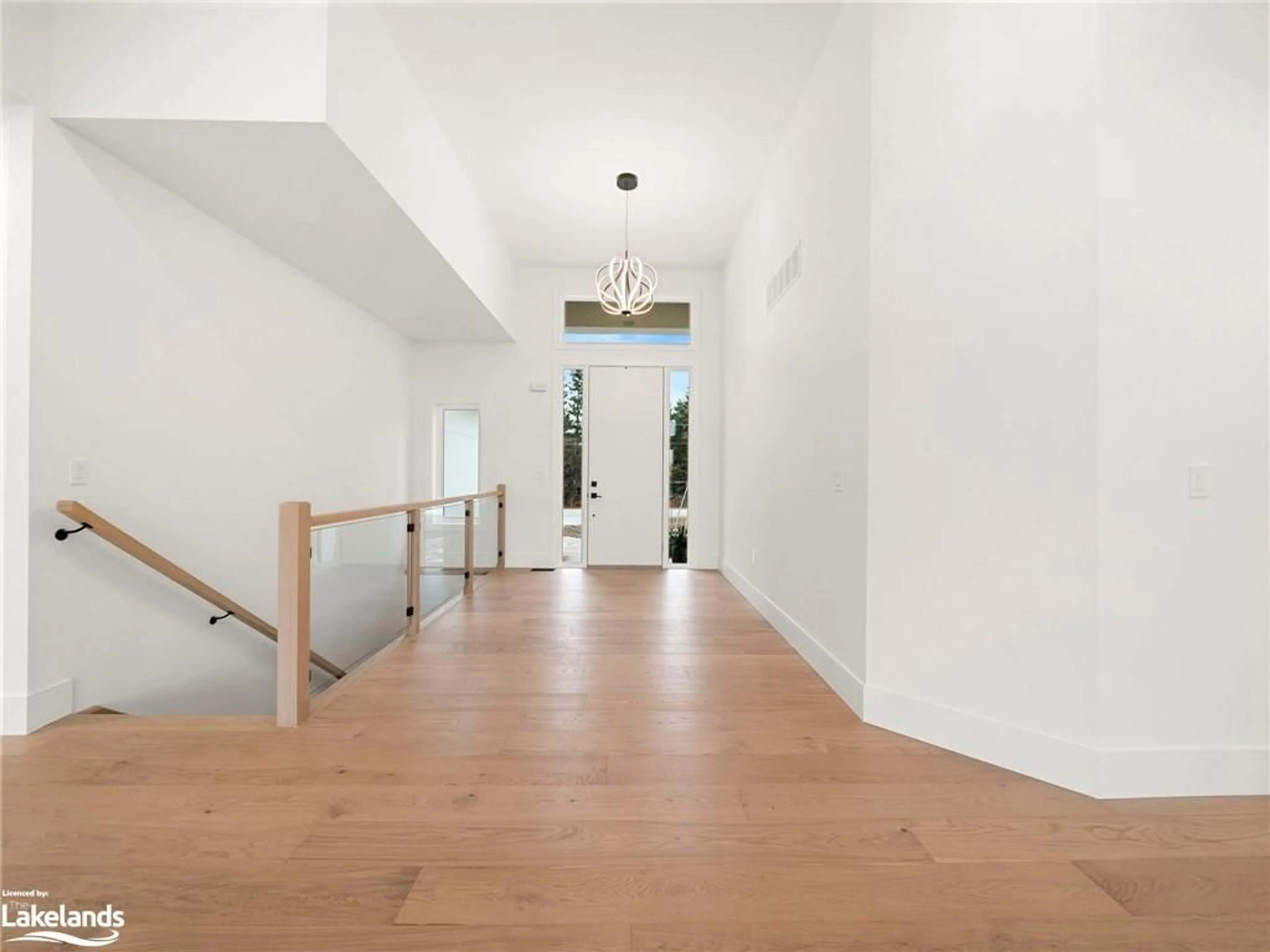 Indoor foyer, wood floors for 1778 Warminster Sideroad, Oro-Medonte Ontario L0K 1E0