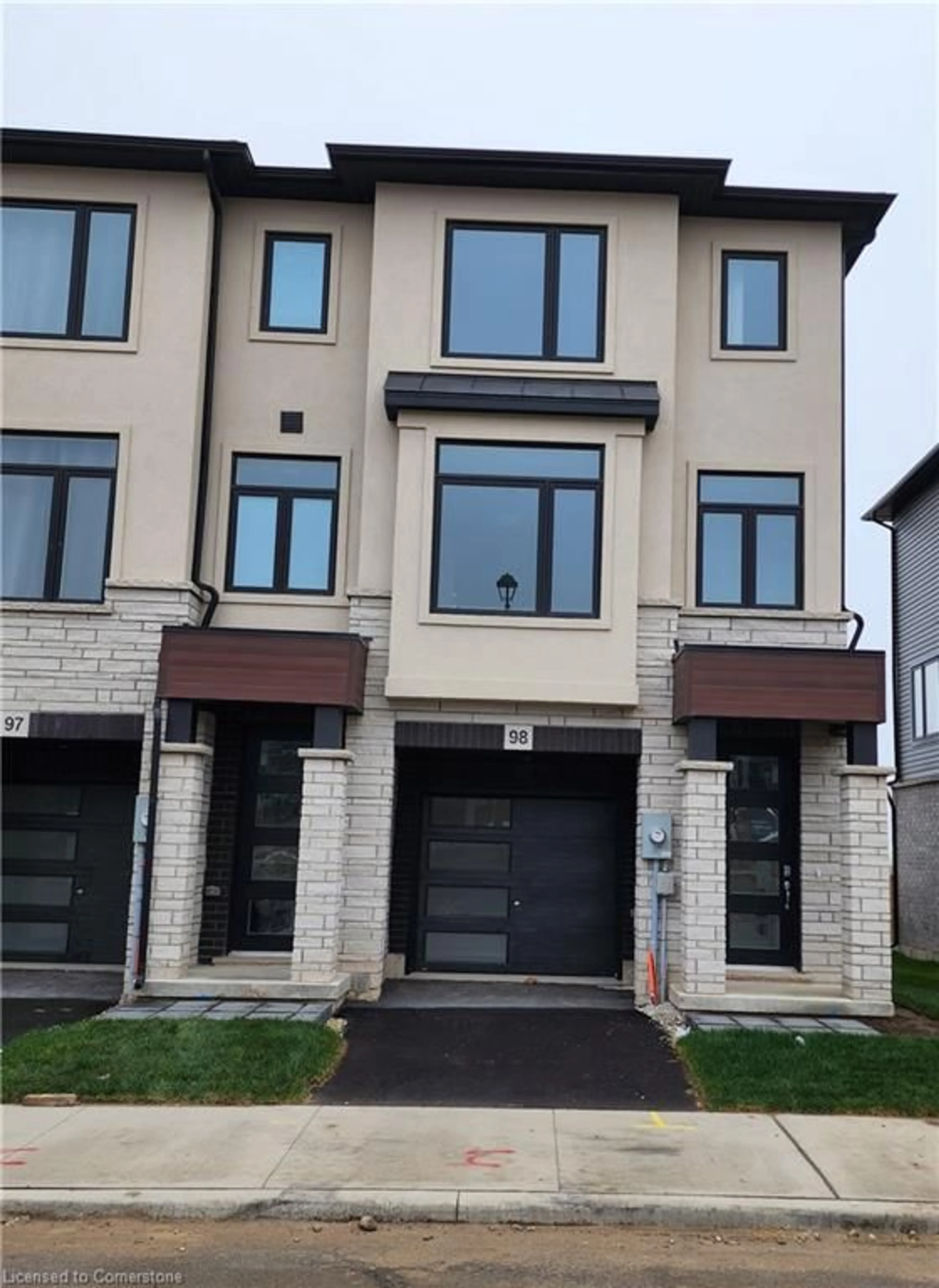 A pic from exterior of the house or condo, the front or back of building for 155 Equestrian Way #98, Cambridge Ontario N3E 0E8