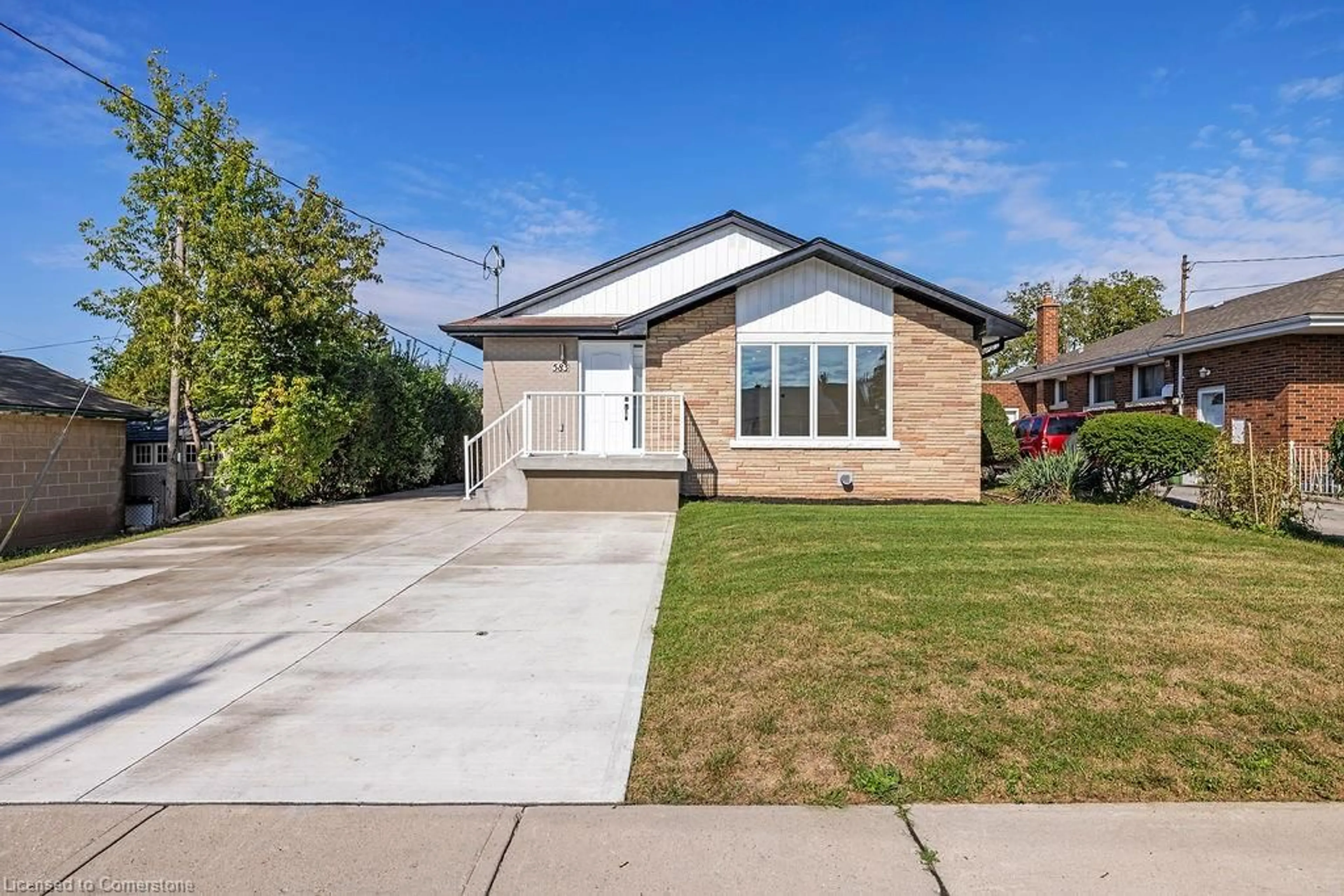 Frontside or backside of a home, the street view for 583 Britannia Ave, Hamilton Ontario L8H 2A3