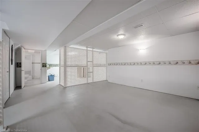 Additional property image - 81 Valridge Dr Unit 8