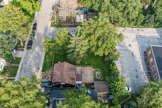 Additional property image - 112 Victoria St