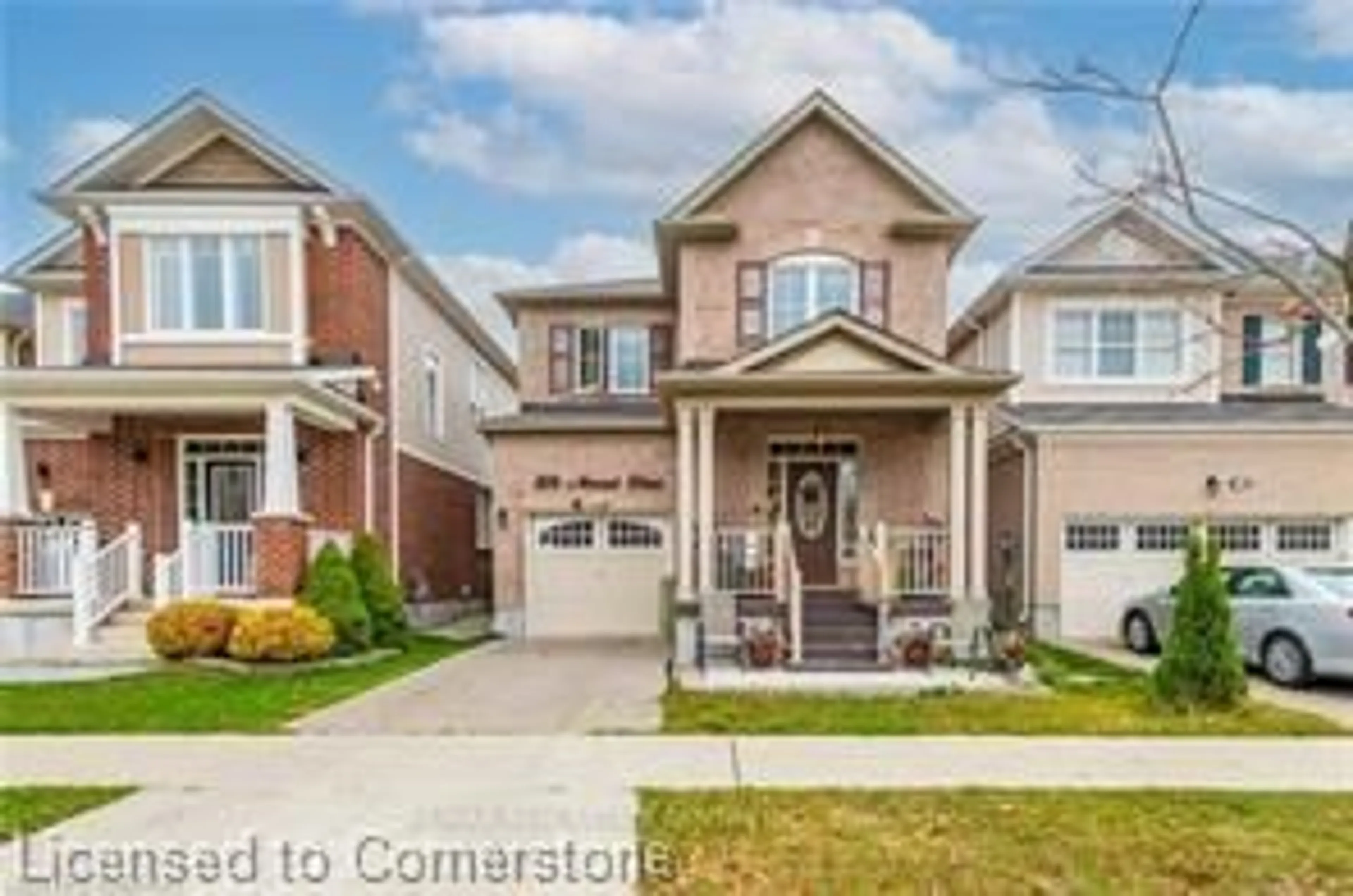 Frontside or backside of a home, cottage for 206 Amand Dr, Kitchener Ontario N2R 0J8