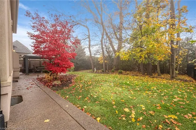 Additional property image - 15 Silver Maple Dr
