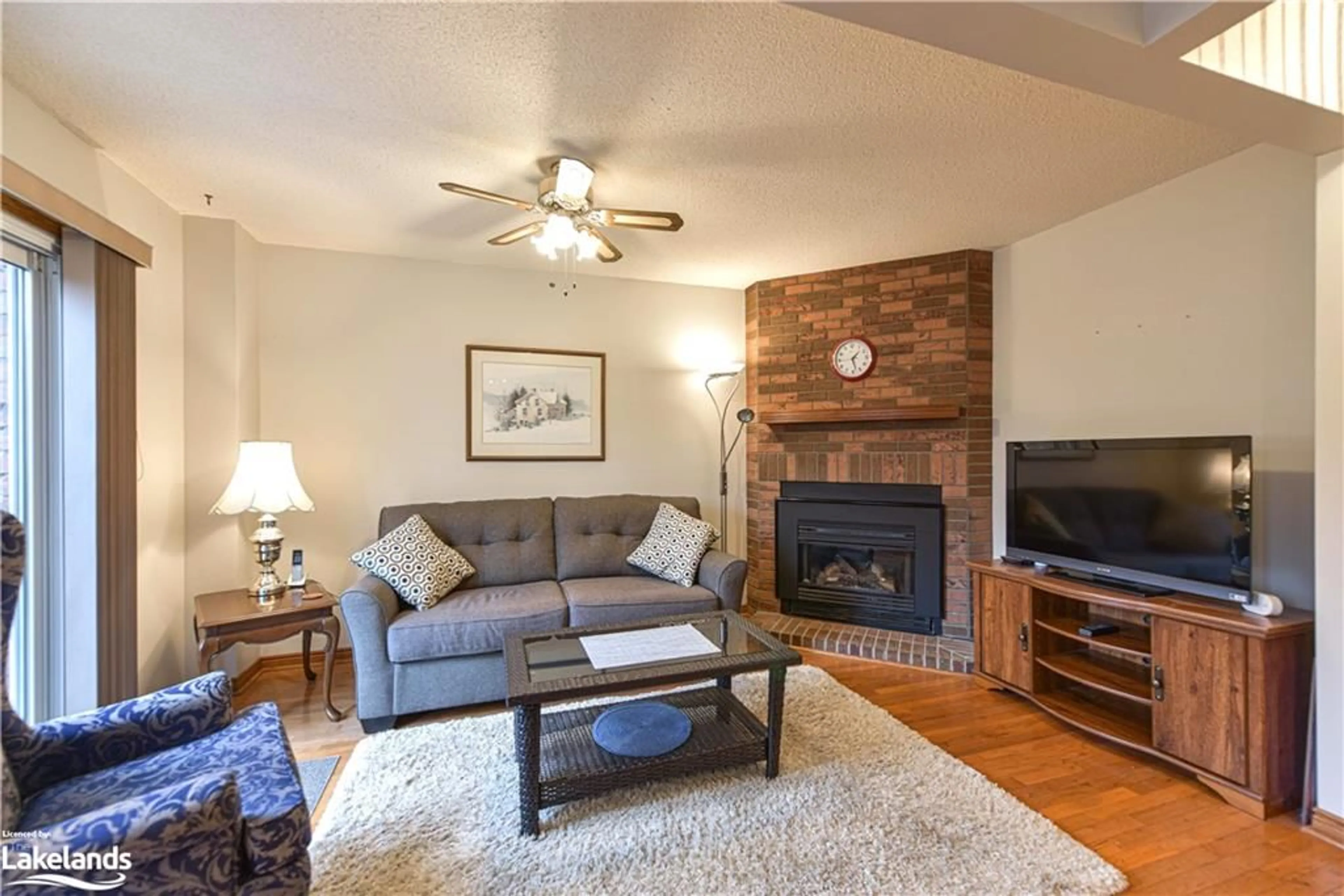 Living room, wood floors for 67 Carruthers Cres, Barrie Ontario L4M 6A3