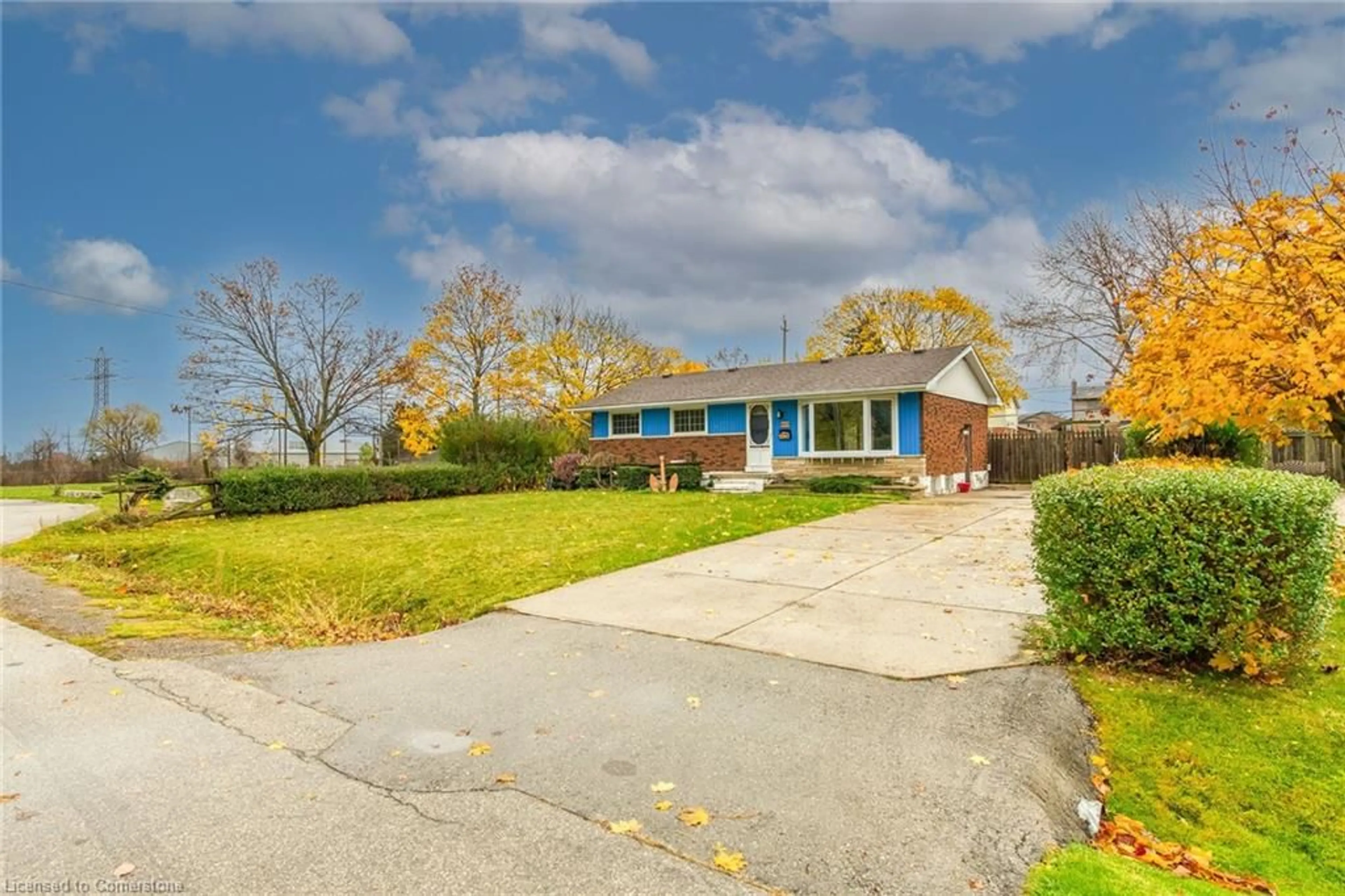 Frontside or backside of a home, the street view for 46 Oriole Cres, Grimsby Ontario L3M 3X6