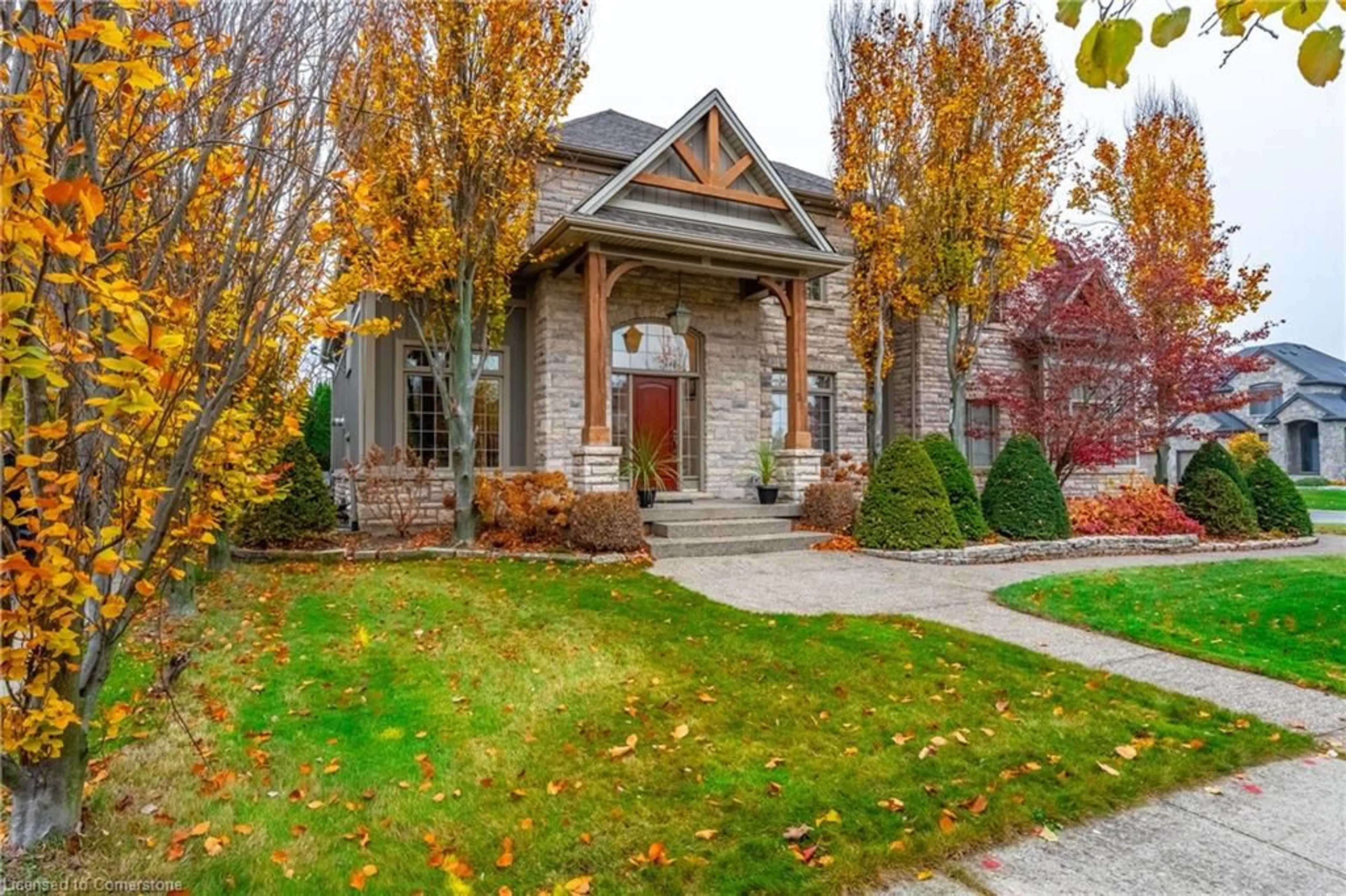 Home with brick exterior material for 2 Bunny Glen Dr, Niagara-on-the-Lake Ontario L0S 1P0