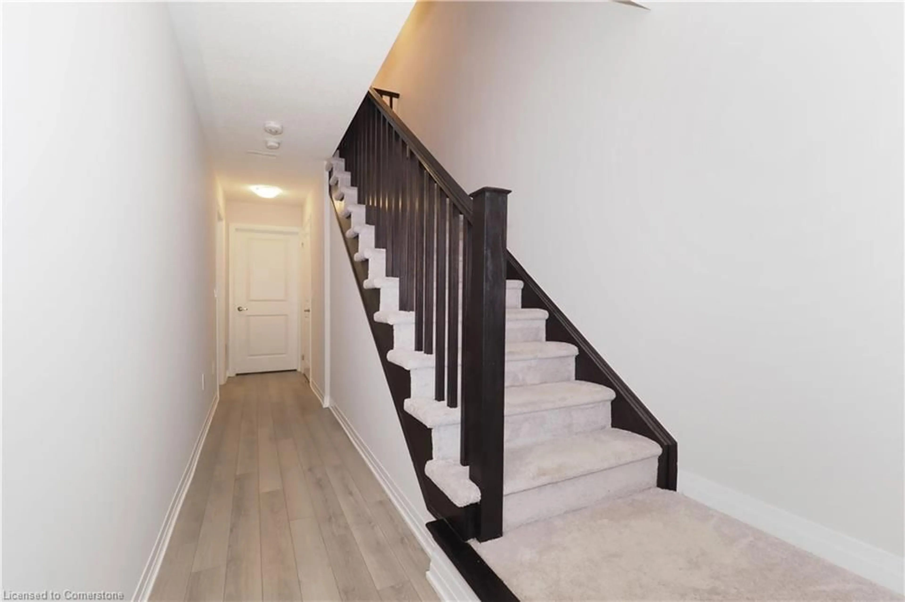 Stairs for 585 Colborne St #1305, Brantford Ontario N3S 0K4