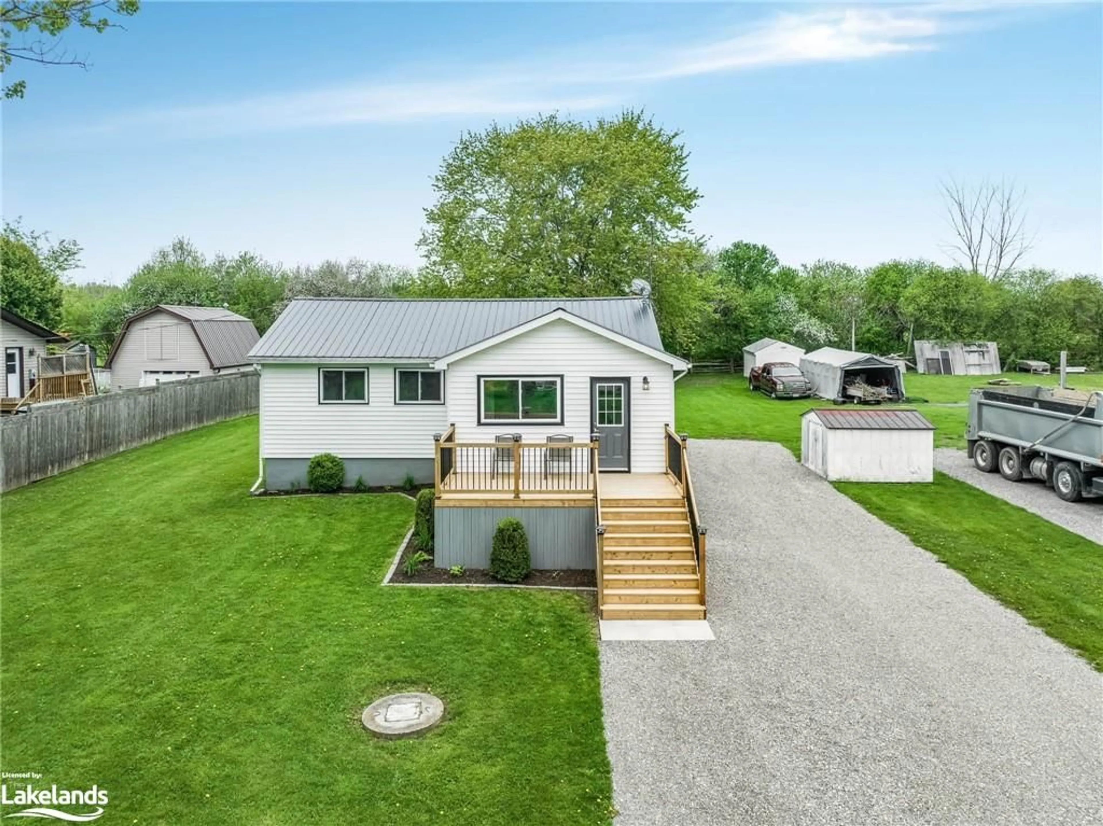 Frontside or backside of a home, cottage for 13 Butternut Dr, Lindsay Ontario K9V 4R1