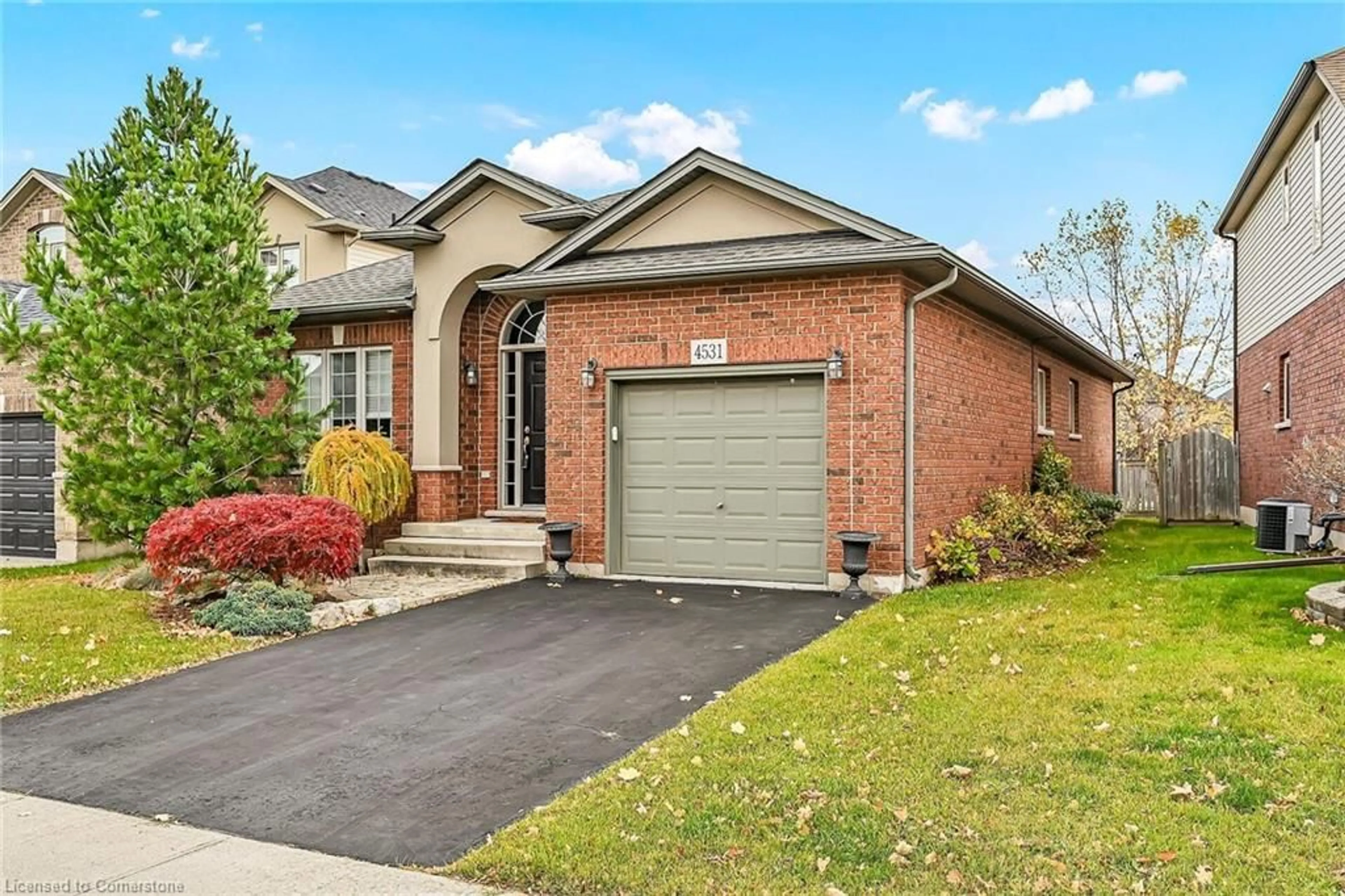 Home with brick exterior material for 4531 Frances Cres, Beamsville Ontario L3J 0E8