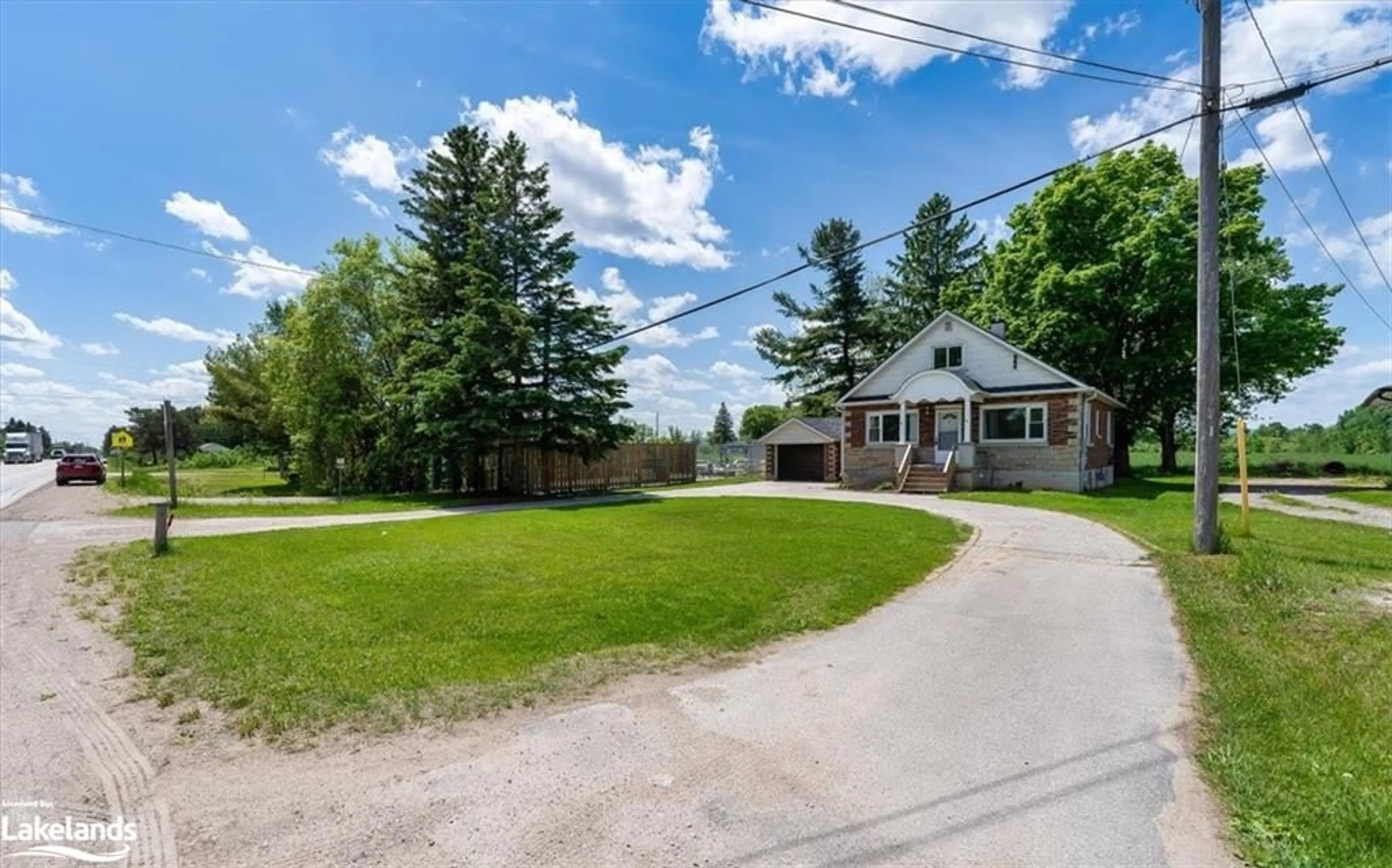 Frontside or backside of a home, cottage for 7613 Highway 26, Stayner Ontario L0M 1S0