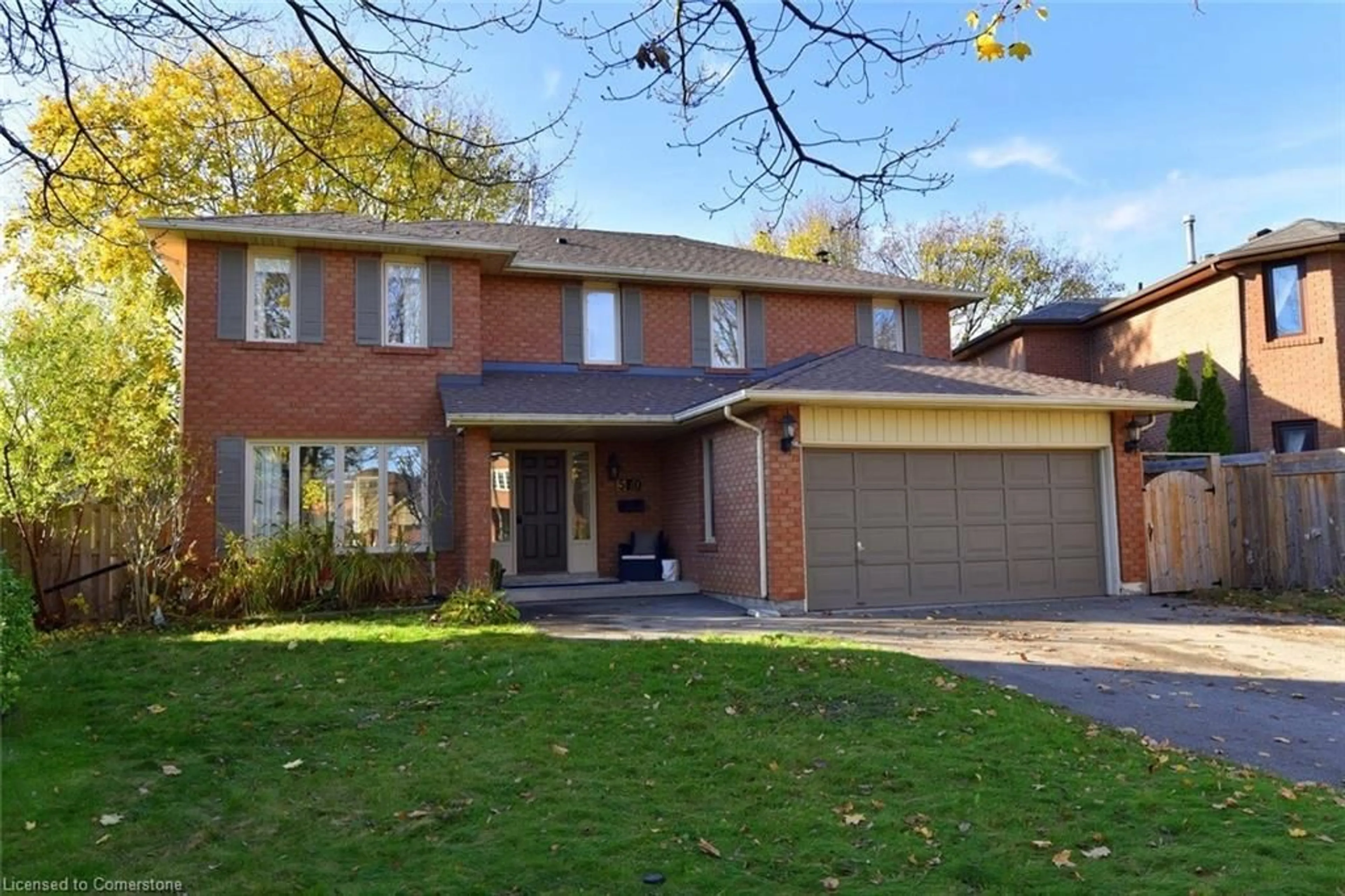 Home with brick exterior material for 570 Harmony Ave, Burlington Ontario L7N 3S8