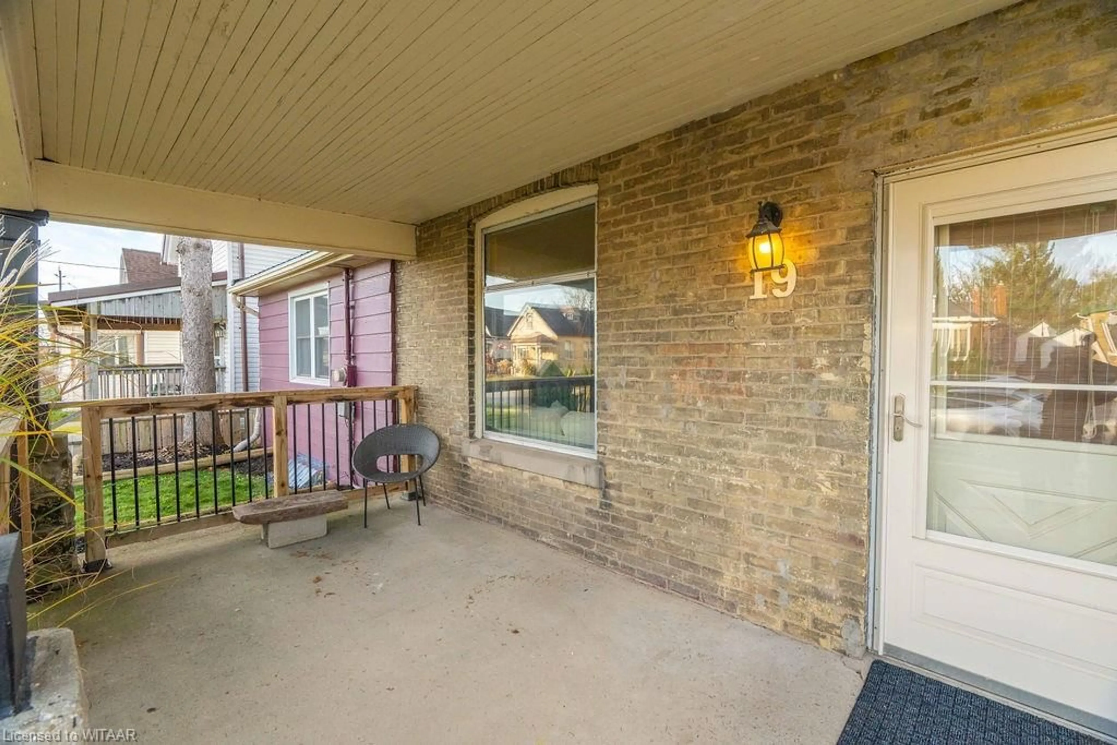 Patio, the street view for 19 Hume St, London Ontario N5Z 2N9