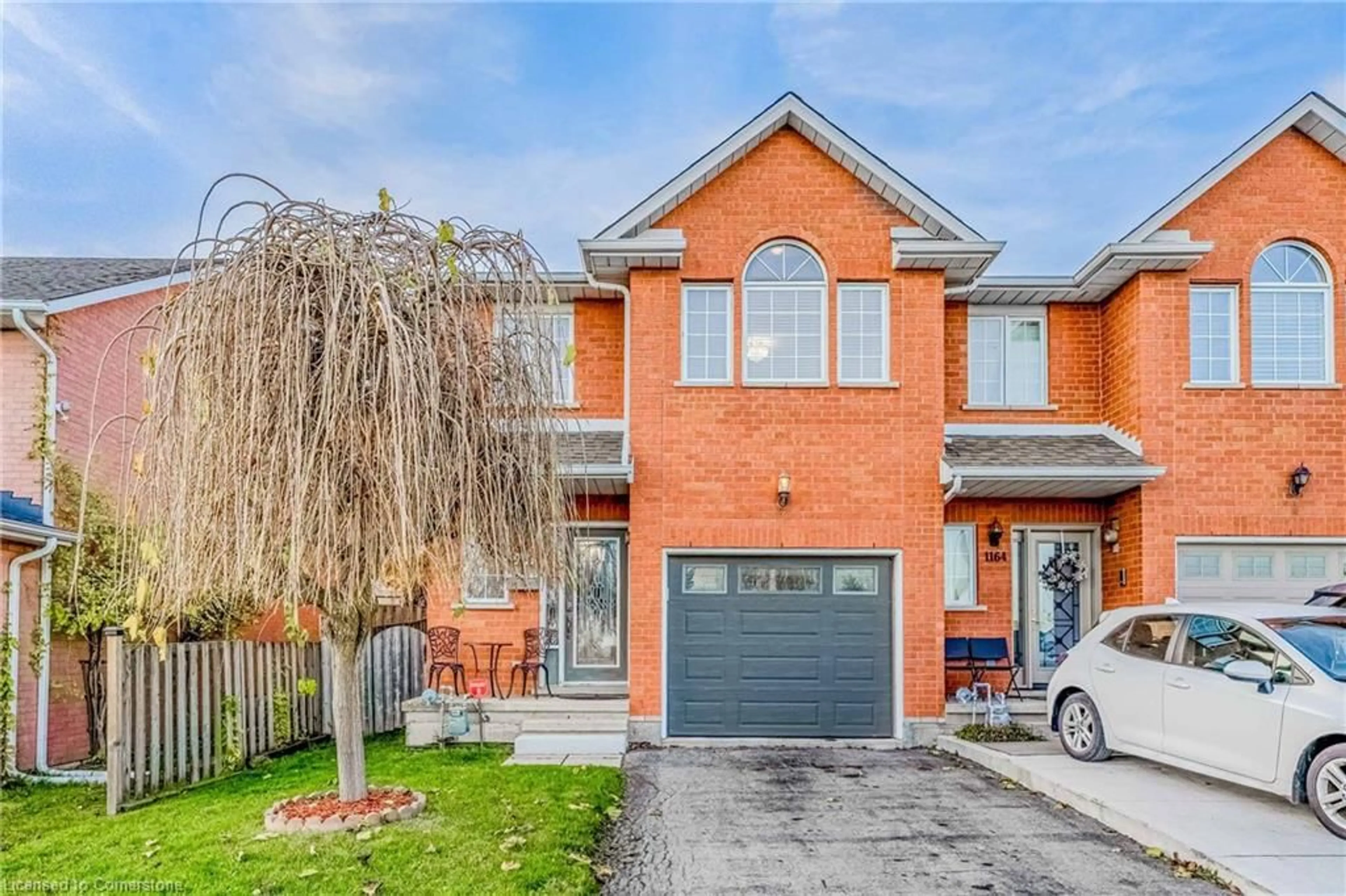 Home with brick exterior material for 1166 Upper Wentworth St, Hamilton Ontario L9A 5G2