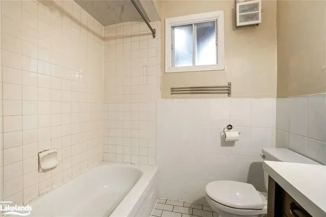 Additional property image - 214 Gerrard St