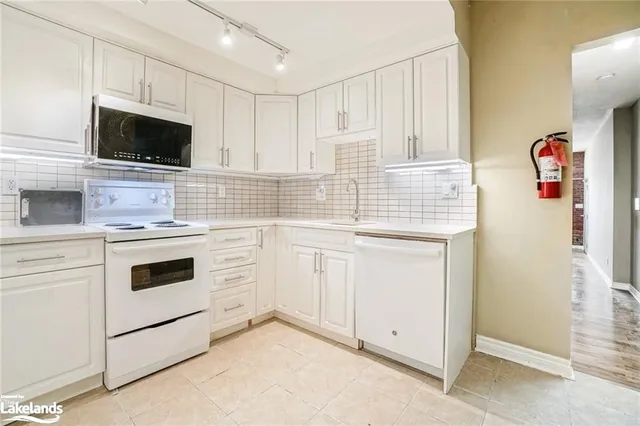 Additional property image - 214 Gerrard St