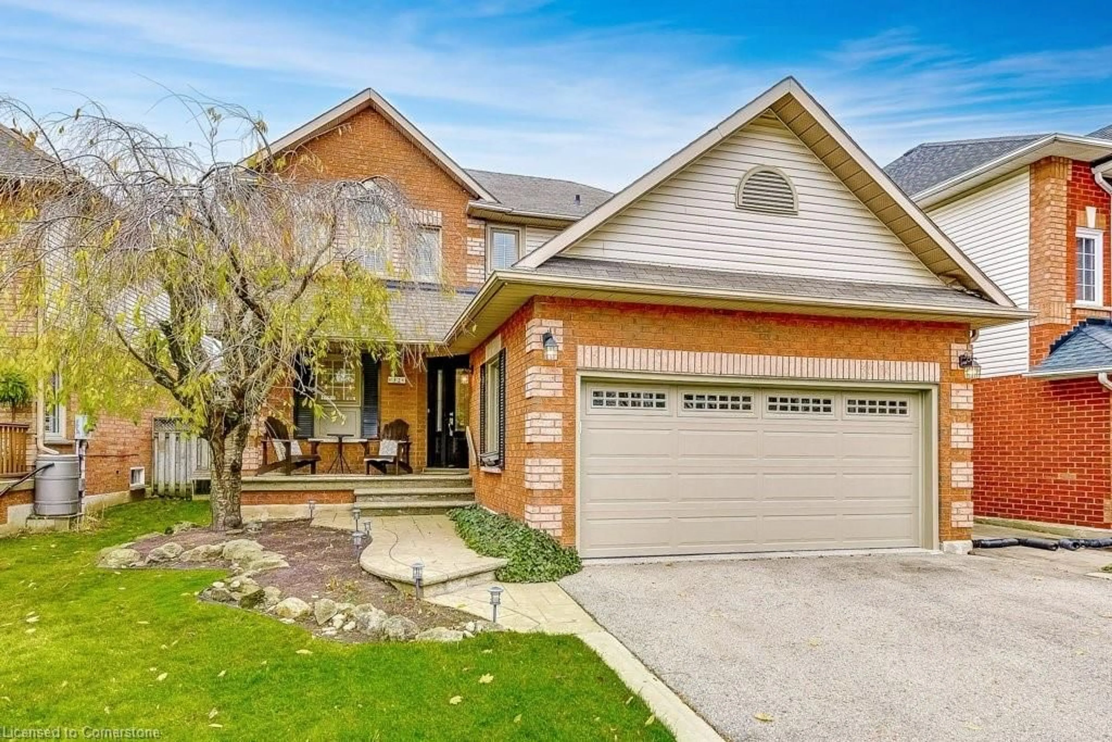 Home with brick exterior material for 32 Brookhurst Cres, Waterdown Ontario L8B 0M5