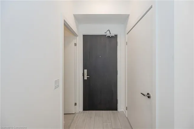 Additional property image - 55 Duke St Unit 306