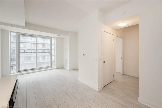 Additional property image - 55 Duke St Unit 306