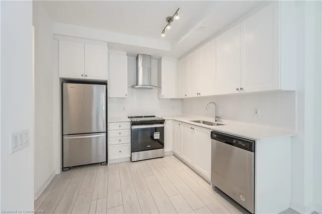 Additional property image - 55 Duke St Unit 306