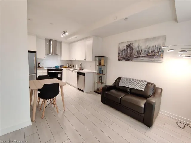 Additional property image - 55 Duke St Unit 306
