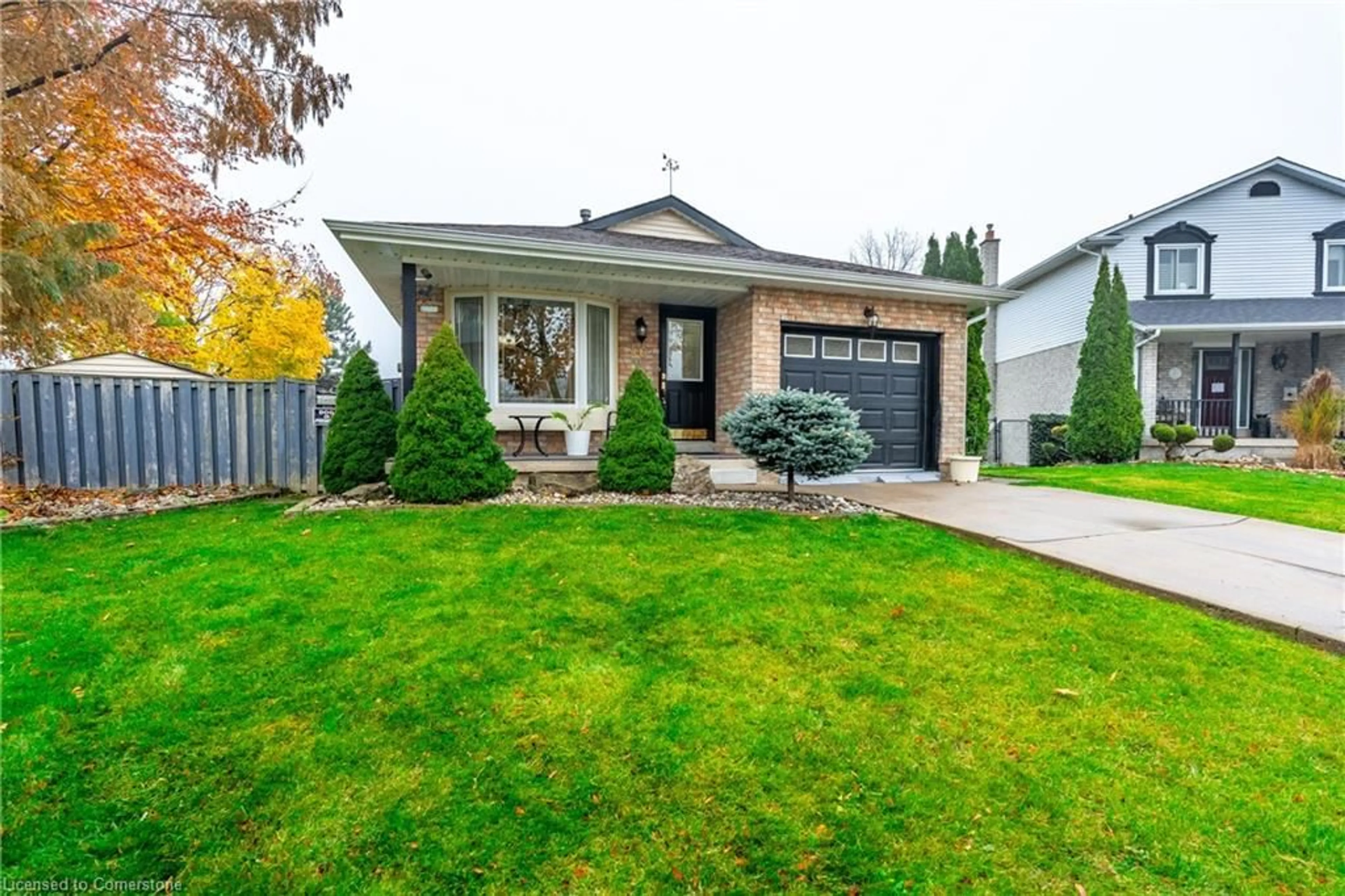 Frontside or backside of a home, cottage for 46 Vesper Crt, Stoney Creek Ontario L8J 2B5