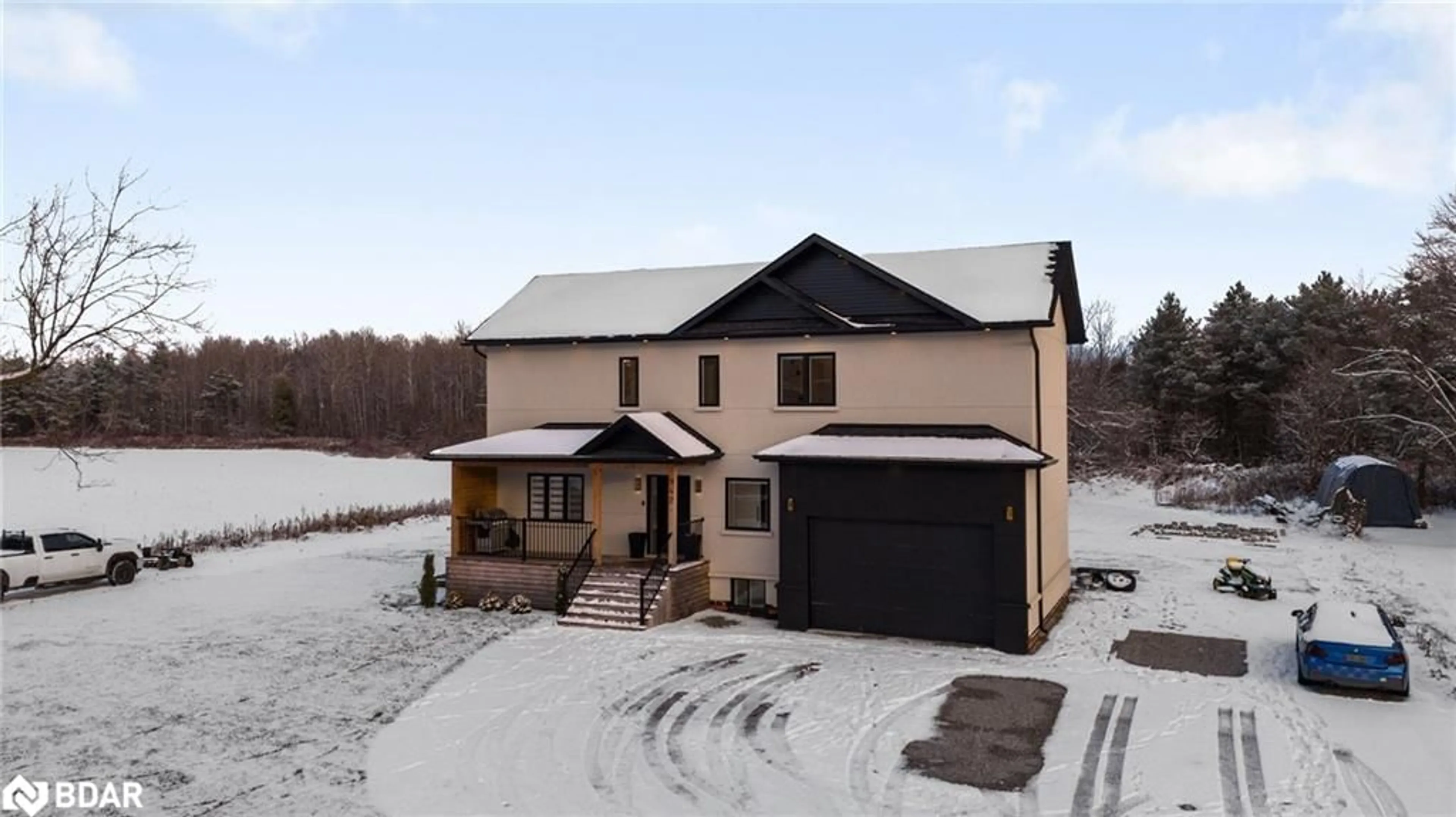 Frontside or backside of a home, cottage for 942 Essa Rd, Barrie Ontario L9J 0A7