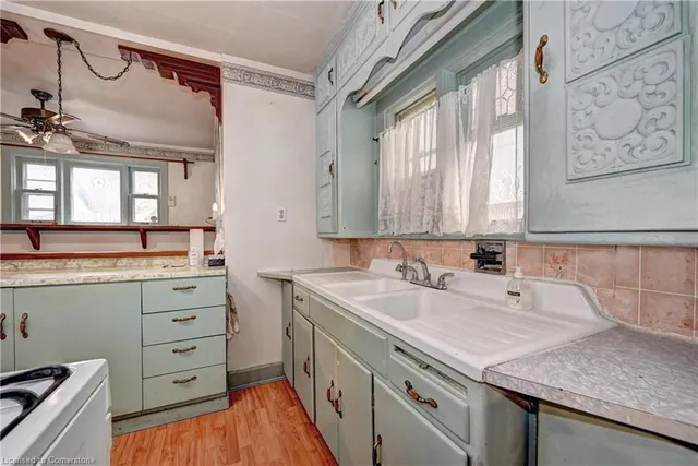 Additional property image - 362 Duke St