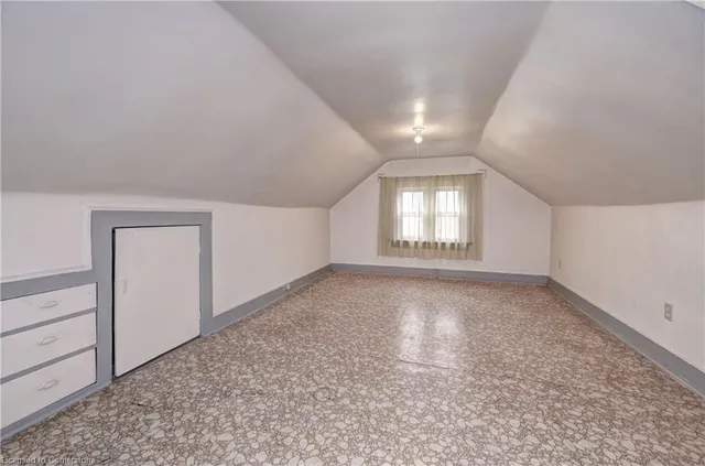 Additional property image - 362 Duke St