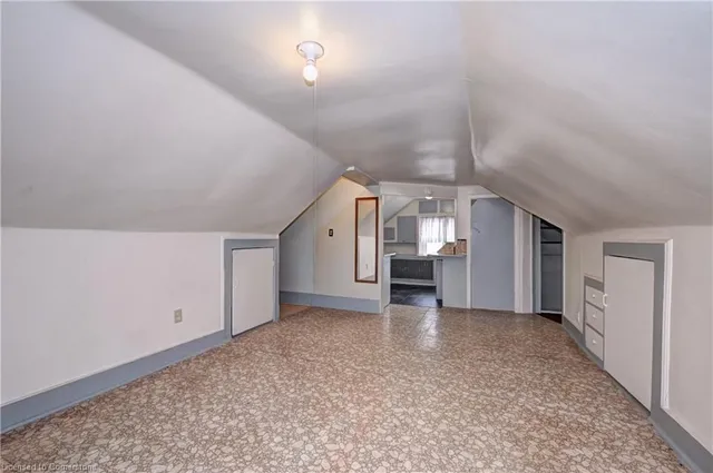 Additional property image - 362 Duke St