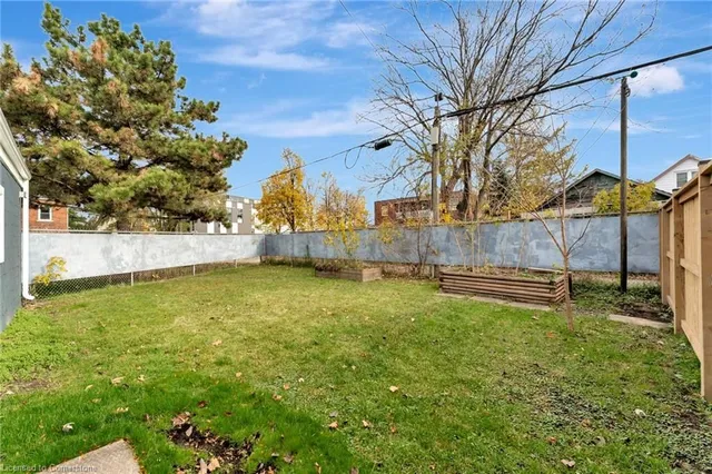 Additional property image - 306 Paling Ave