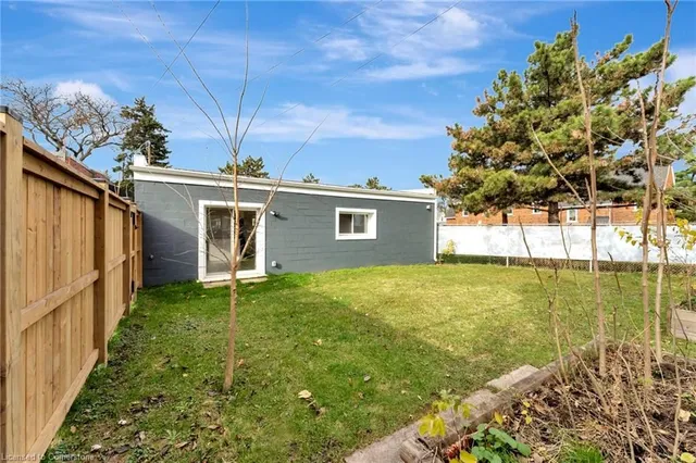 Additional property image - 306 Paling Ave