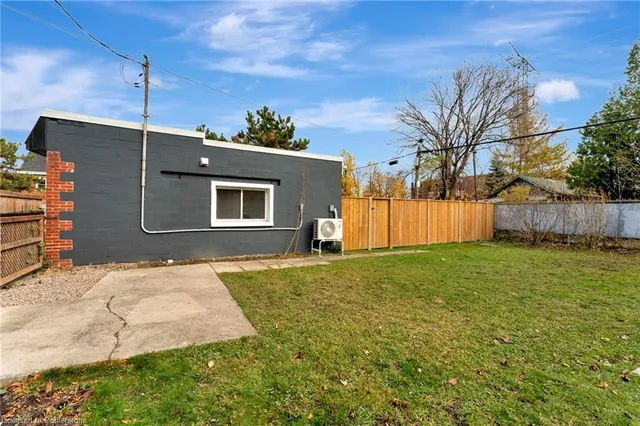 Additional property image - 306 Paling Ave